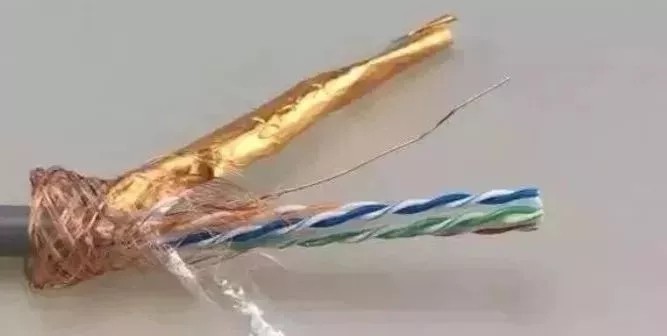 屏蔽網(wǎng)線、雙絞線、超五類雙屏蔽網(wǎng)線的作用如何區(qū)分？