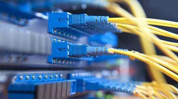 關(guān)于網(wǎng)絡(luò)布線的一些小建議(圖1) 關(guān)于網(wǎng)絡(luò)布線的一些小建議(圖1)