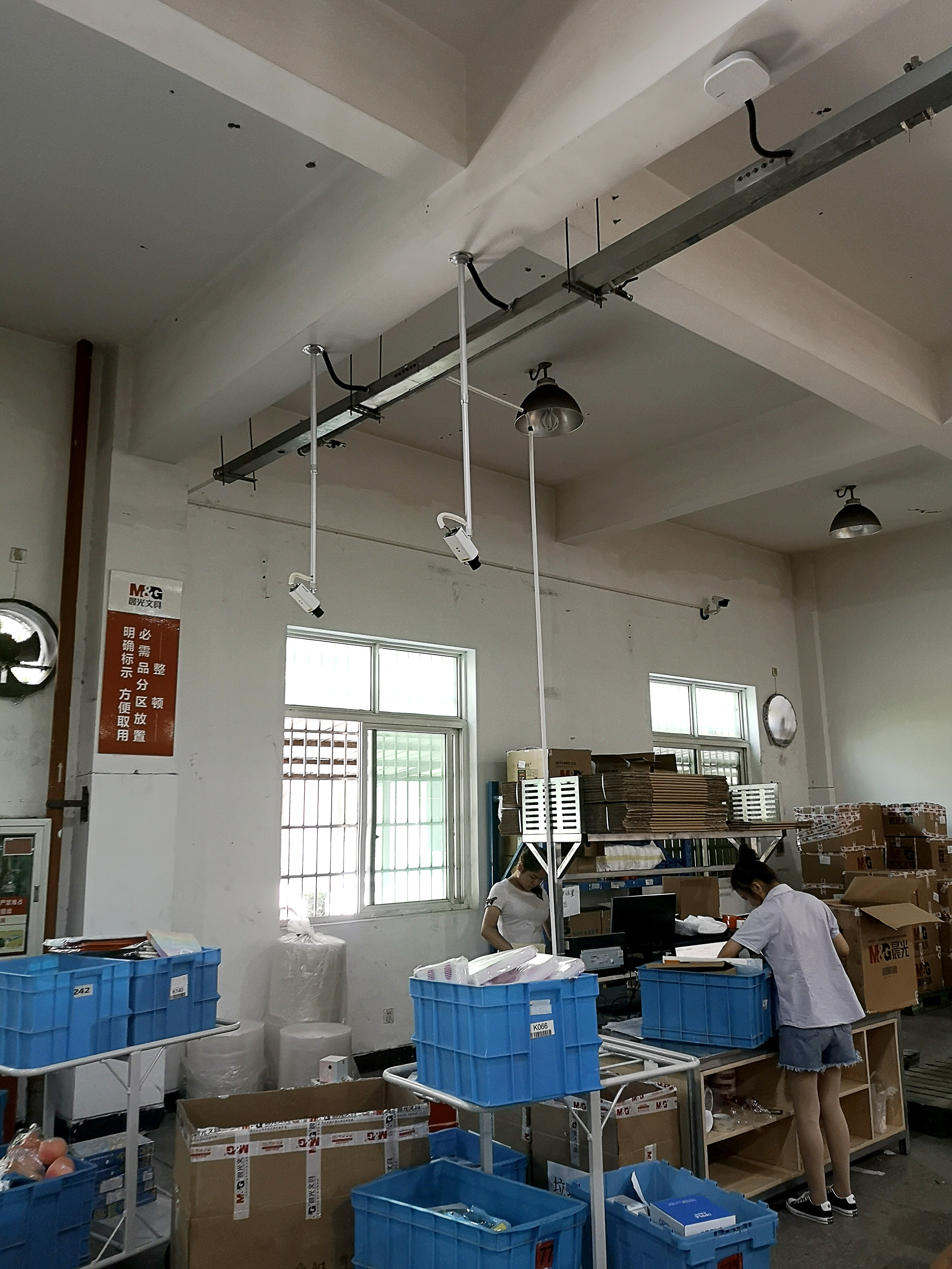 恭祝我司中選上海晨光優(yōu)事貼廠流水線監(jiān)控 無線AP覆蓋項目 (圖3) 恭祝我司中選上海晨光優(yōu)事貼廠流水線監(jiān)控 無線AP覆蓋項目 (圖3)
