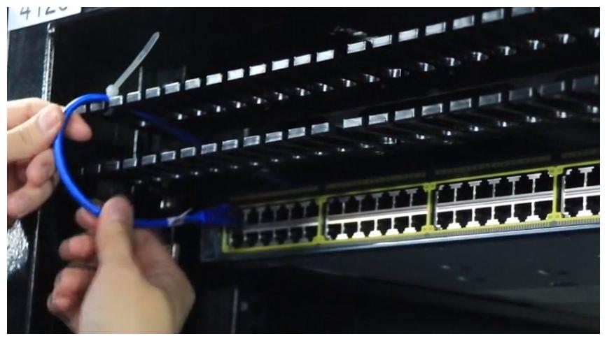 美觀的機(jī)房布線是如何來完成的？