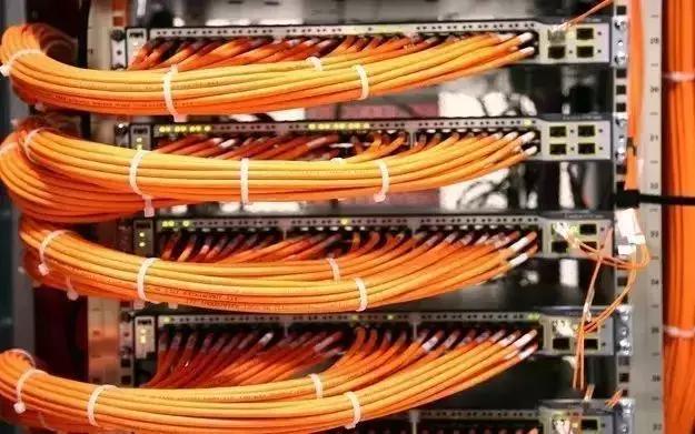 怎樣才可以更好地進行網(wǎng)絡(luò)綜合機房布線！(圖7)