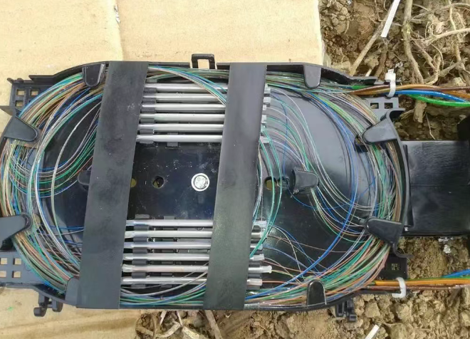 監(jiān)控工程中光纖熔接技術(shù)的操作與技巧(圖4)