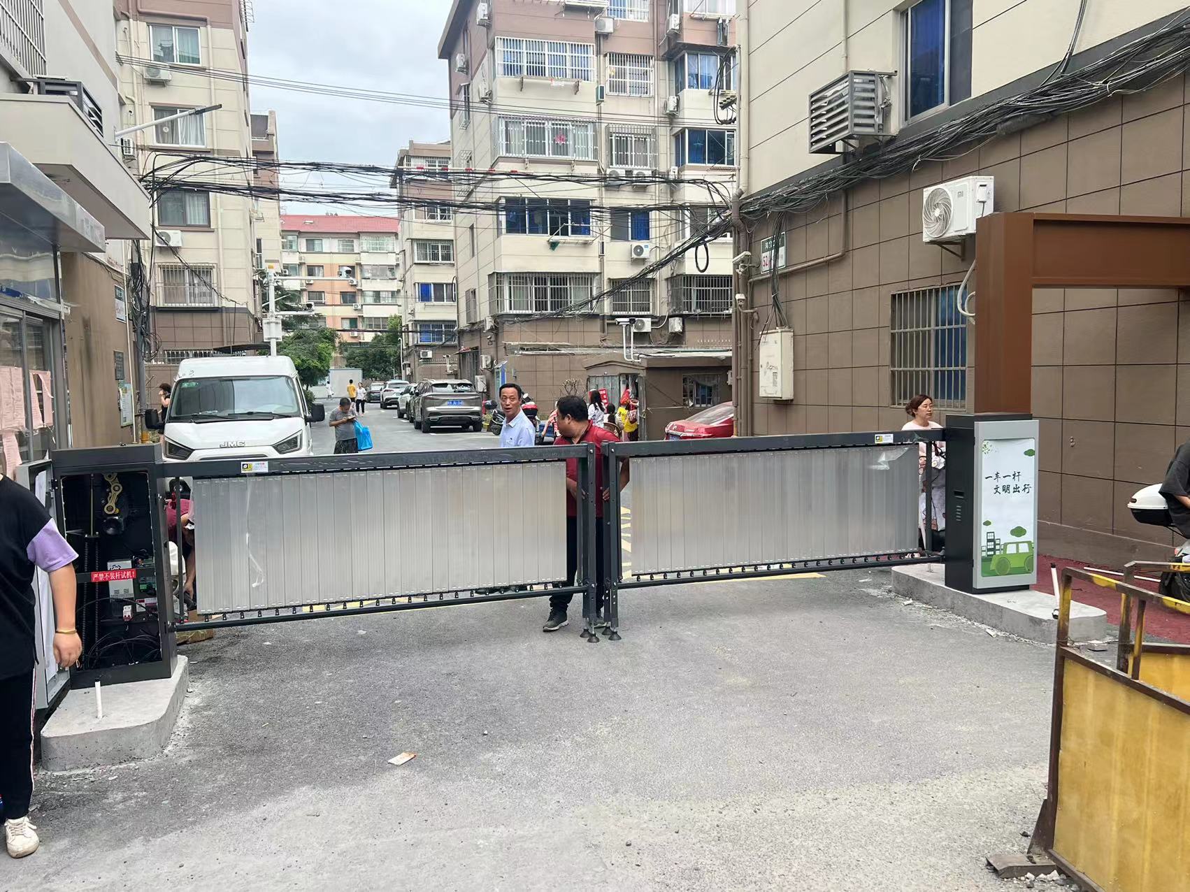 常見的停車場道閘品牌都有哪些?(圖2) 常見的停車場道閘品牌都有哪些?(圖2)