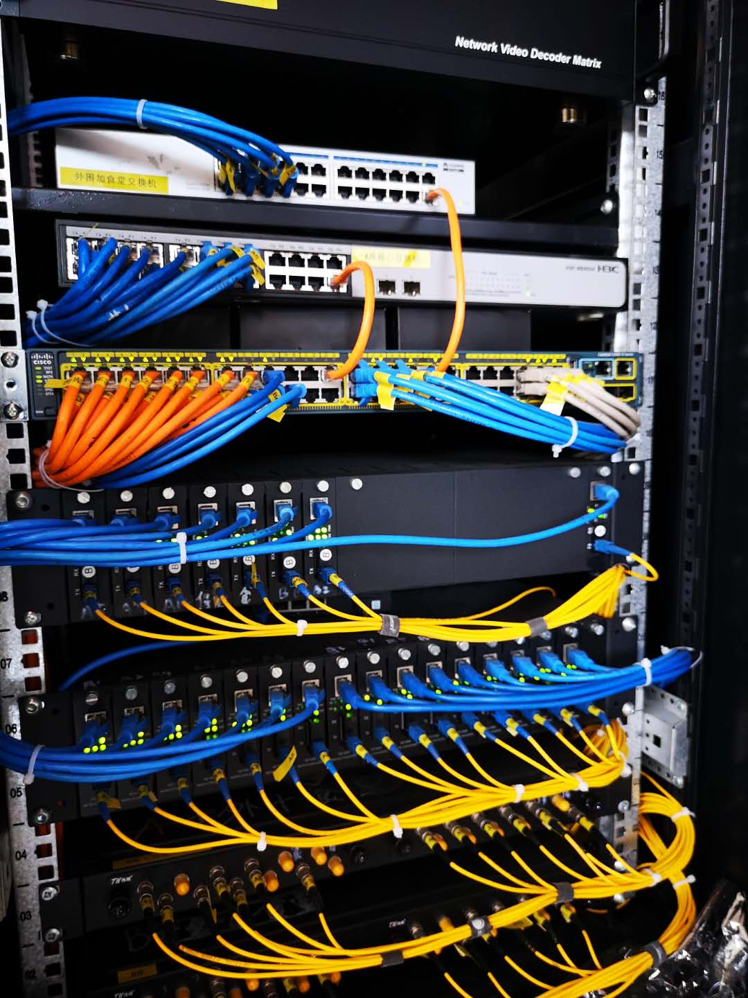 智能化弱電工程施工調(diào)試及驗收方案，投標(biāo)技術(shù)方案素材(圖1)